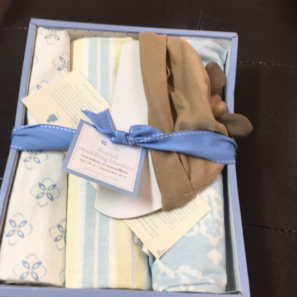 New born baby swaddling blankets